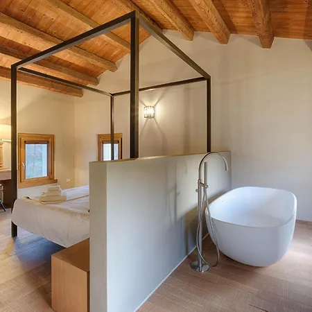 La Vigna Di Sarah Bed & Breakfast